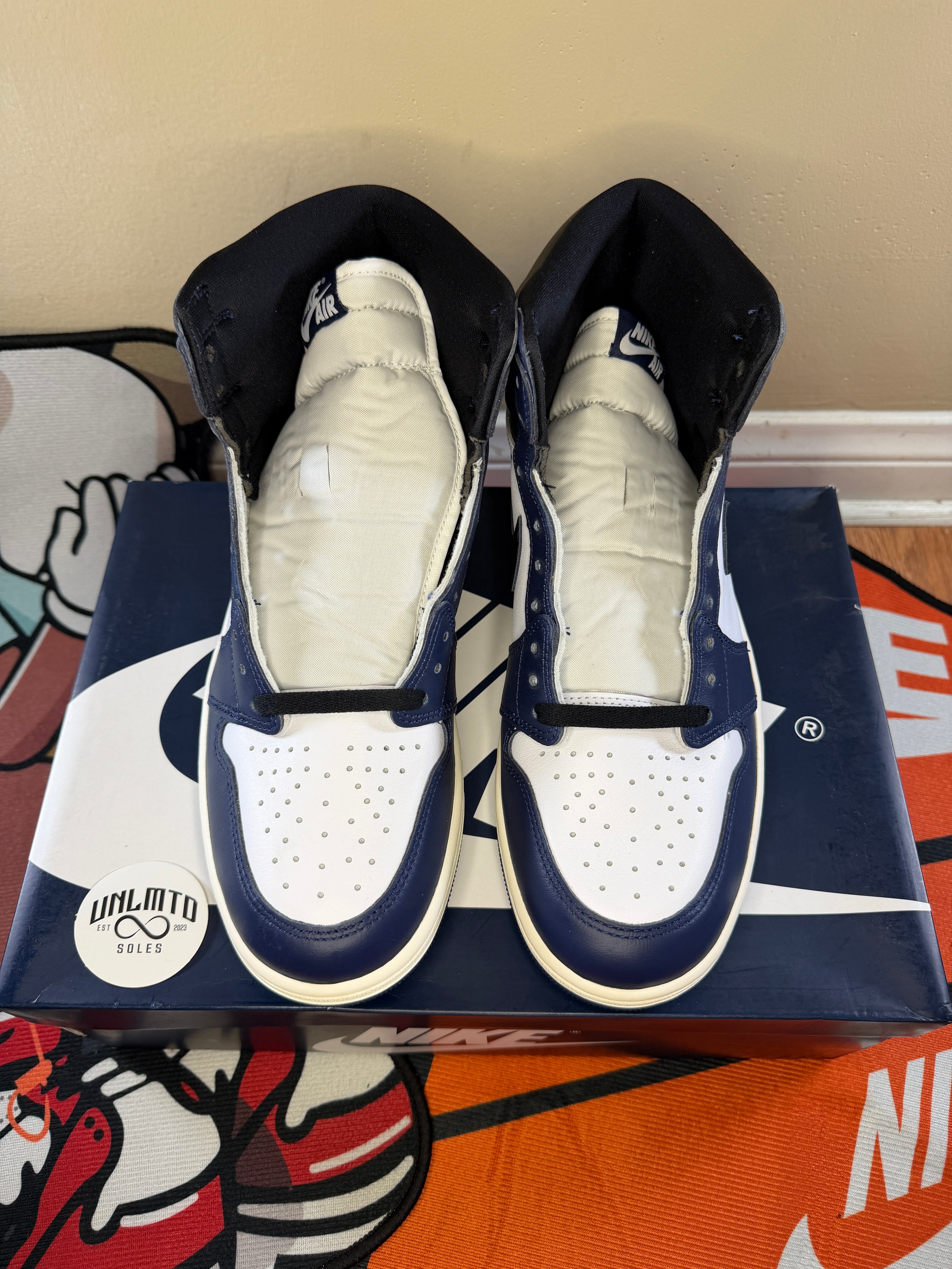 Jordan 1 Retro High OG Midnight Navy