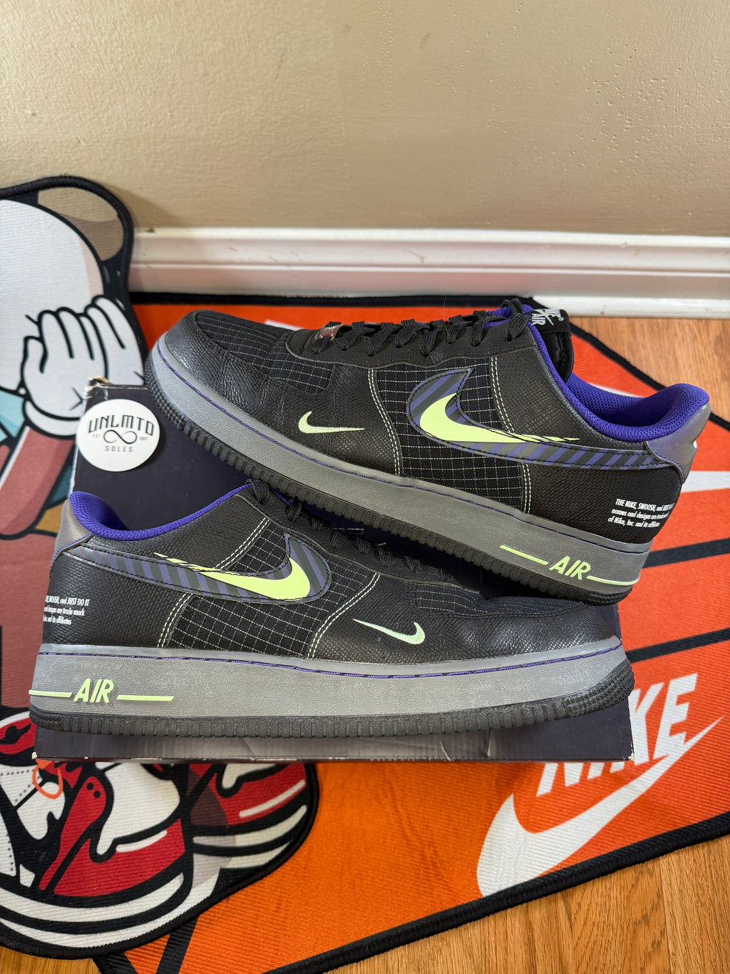 Nike Air Force 1 Low Future Swoosh Pack Preowned Size 11