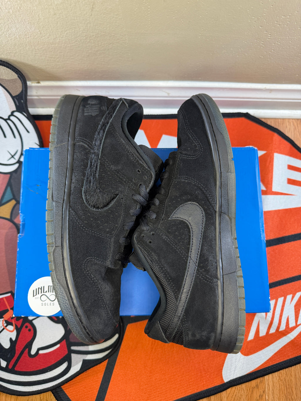 Side view of shoe 
