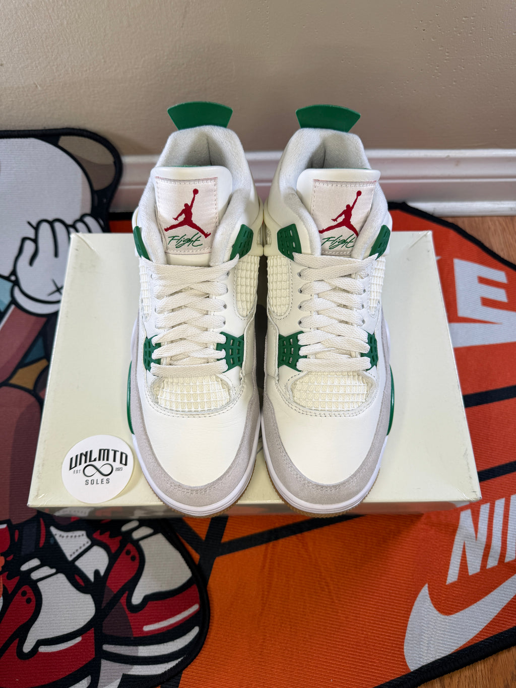 Jordan 4 Retro SB Pine Green