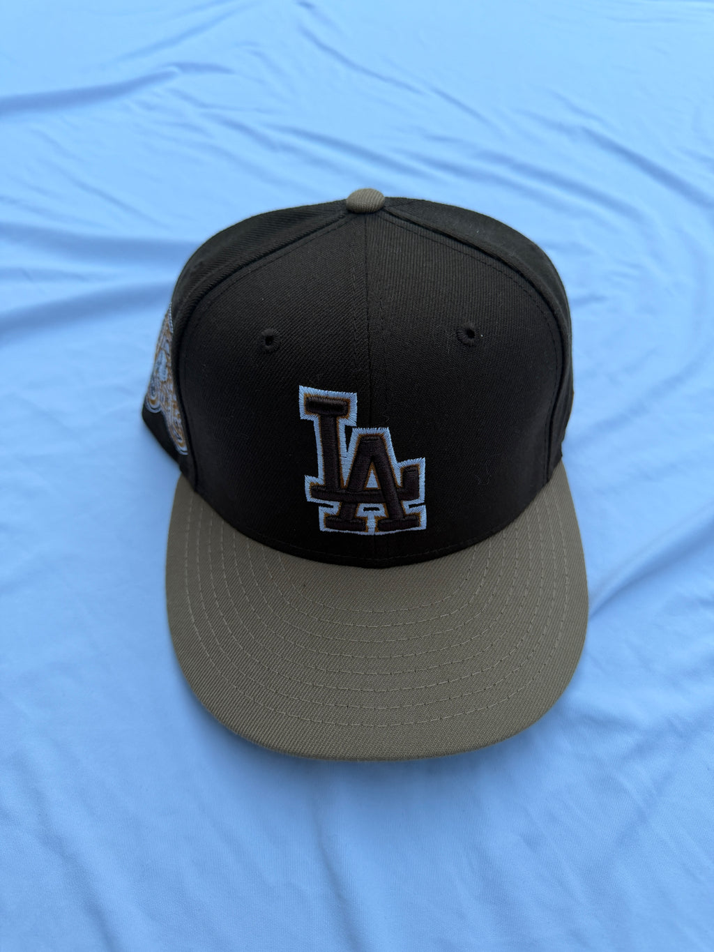 Brown with light brown brim New Era 59FIFTY Los Angeles Dodgers hat top view