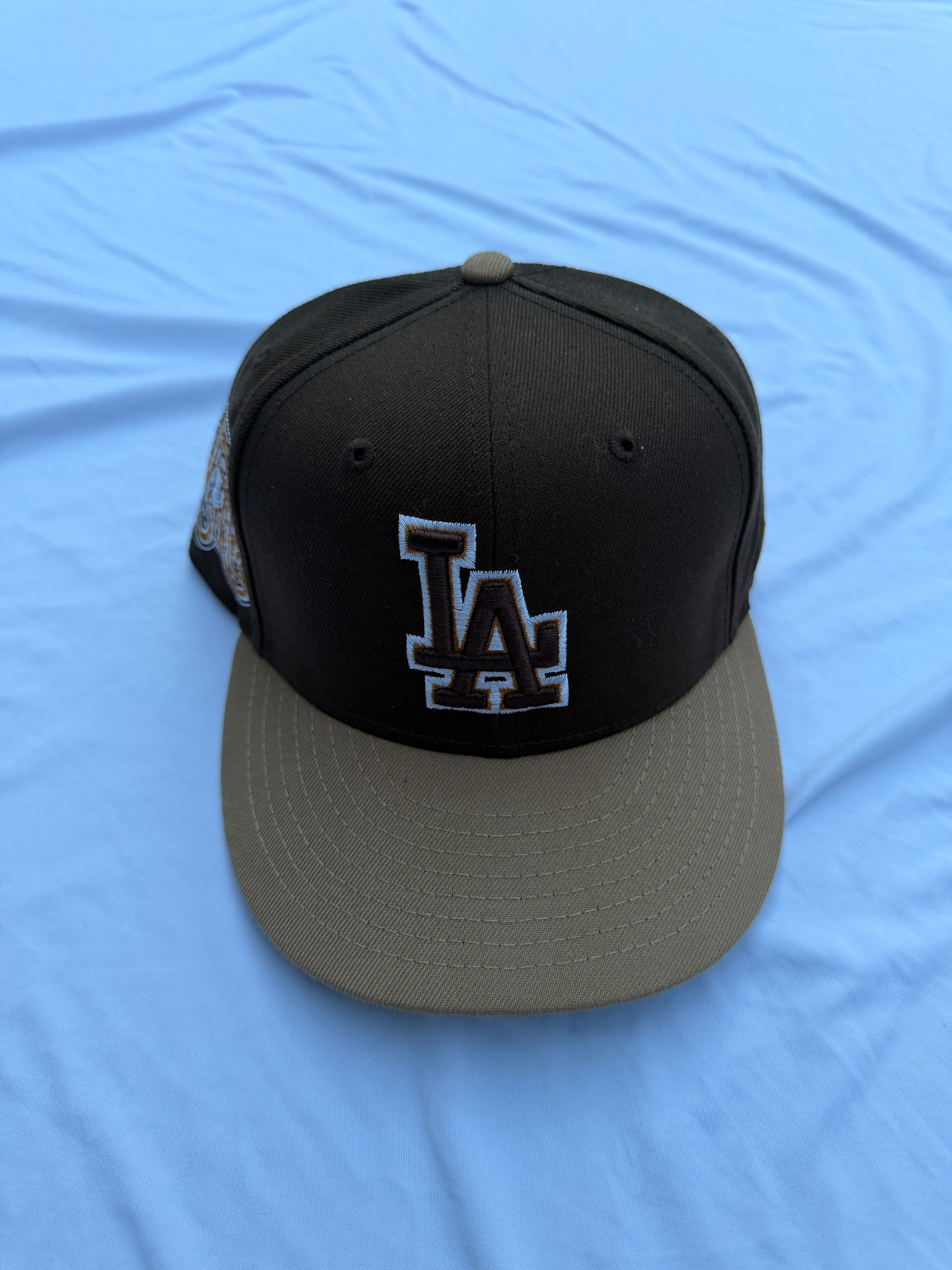 Brown with light brown brim New Era 59FIFTY Los Angeles Dodgers hat top view