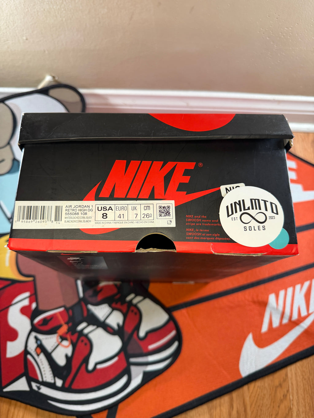 black nike box with red nike logo size 8 men