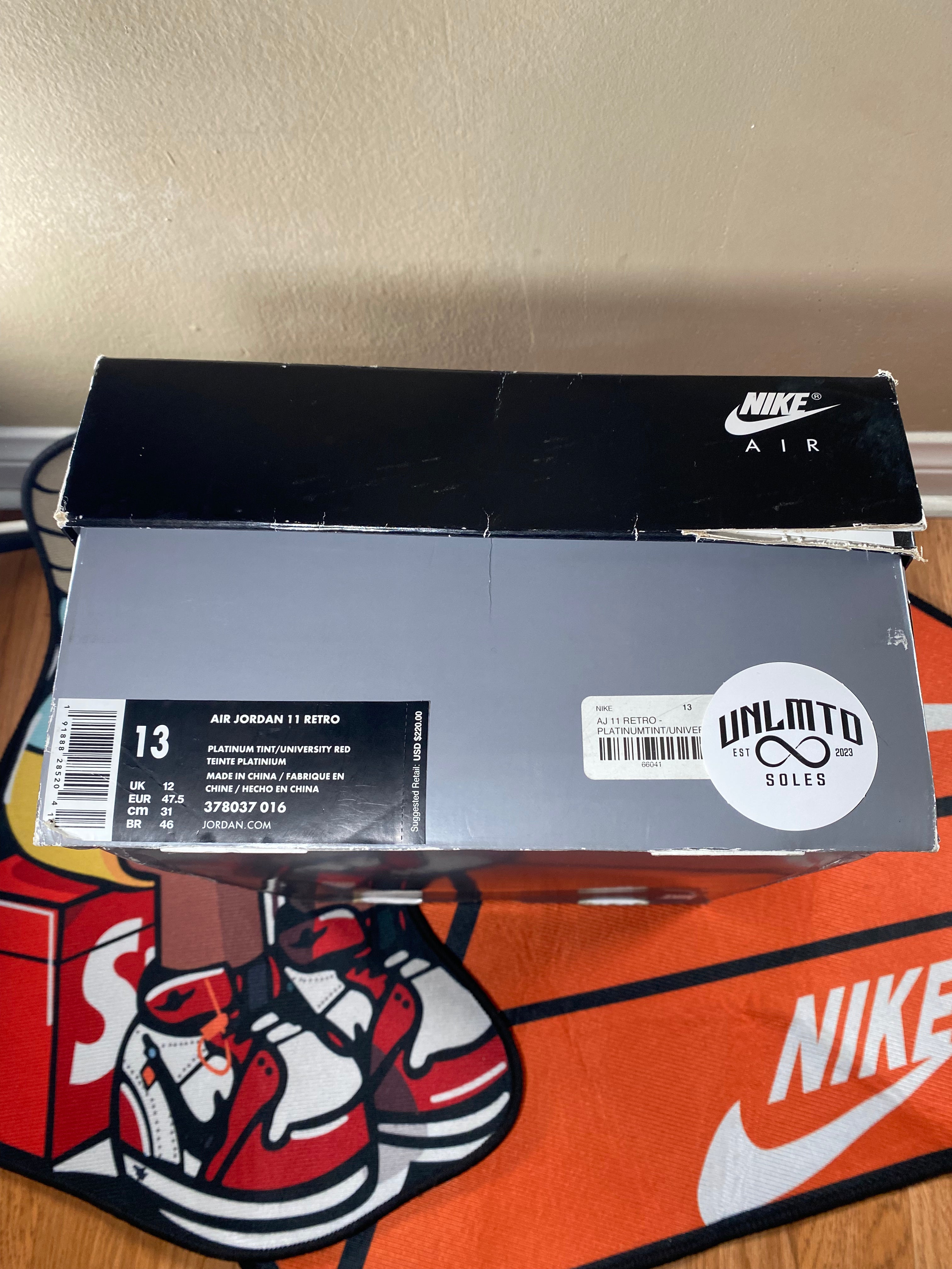 Shoe box with shoe detail size 13 men 