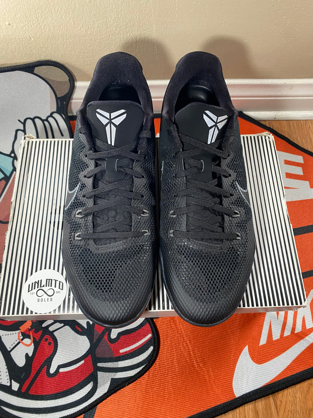 Nike Kobe 11 EM Low Black Cool Grey