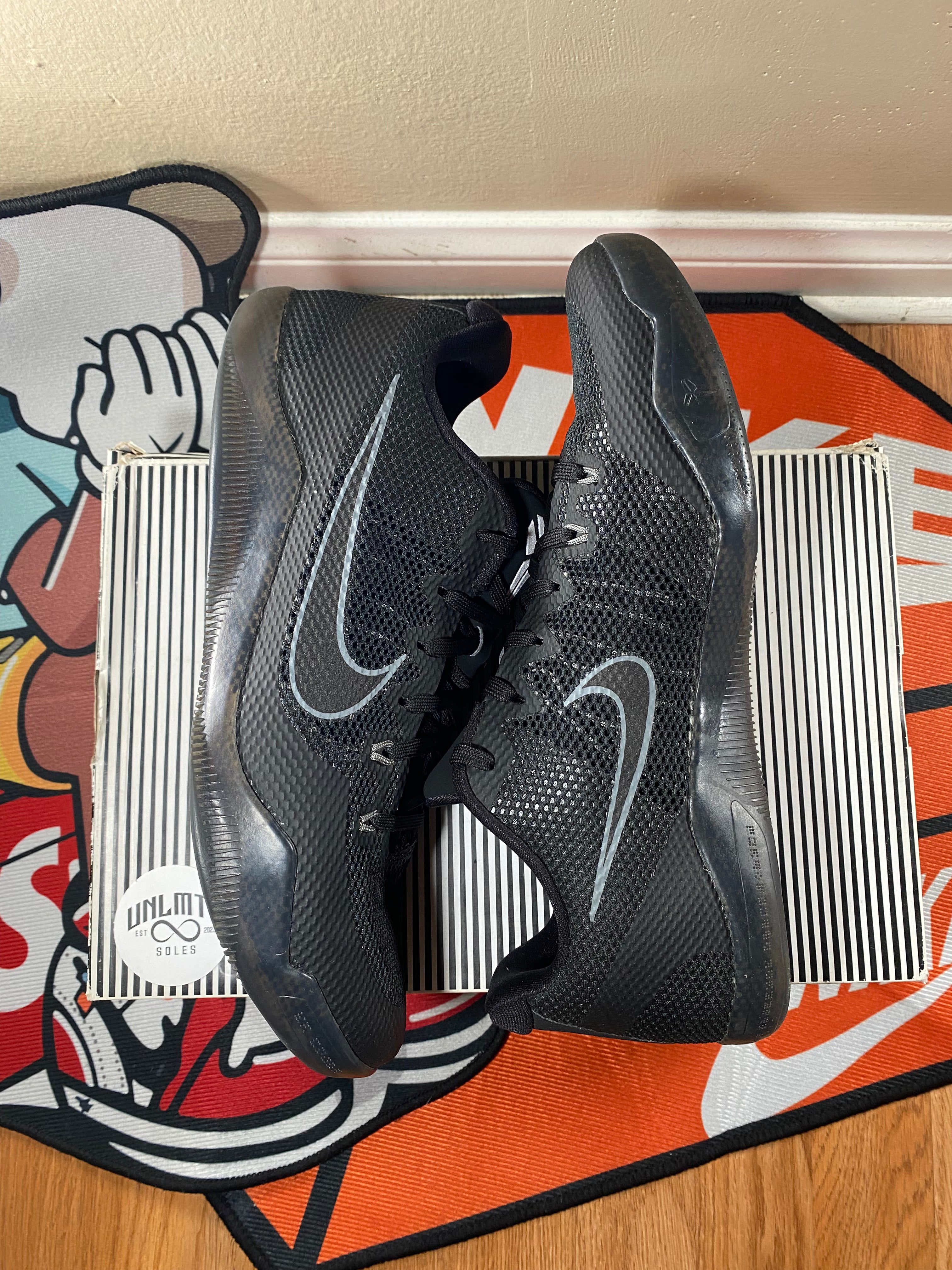 Nike Kobe 11 EM Low Black Cool Grey
