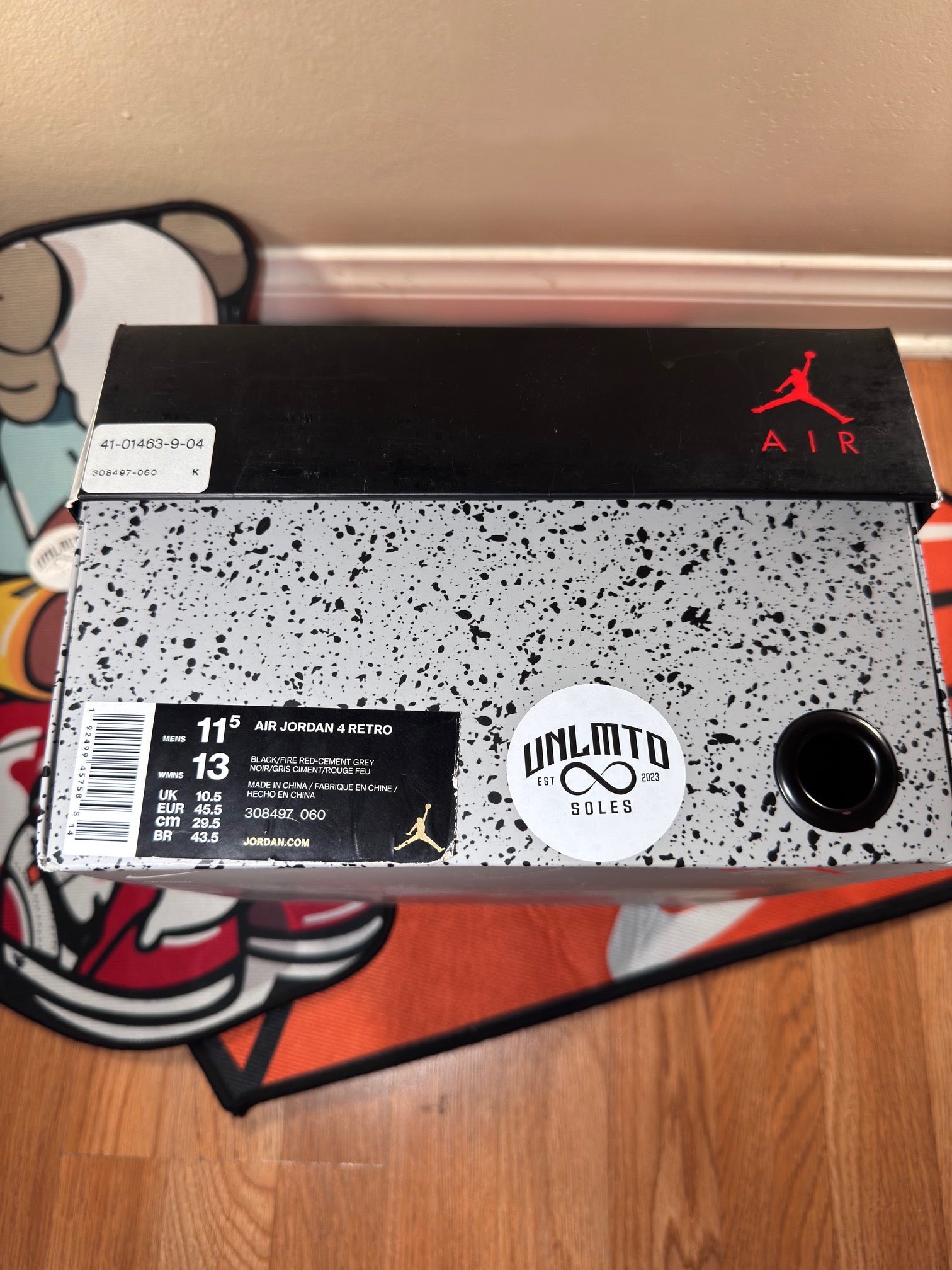 Nike air Jordan box, with description 