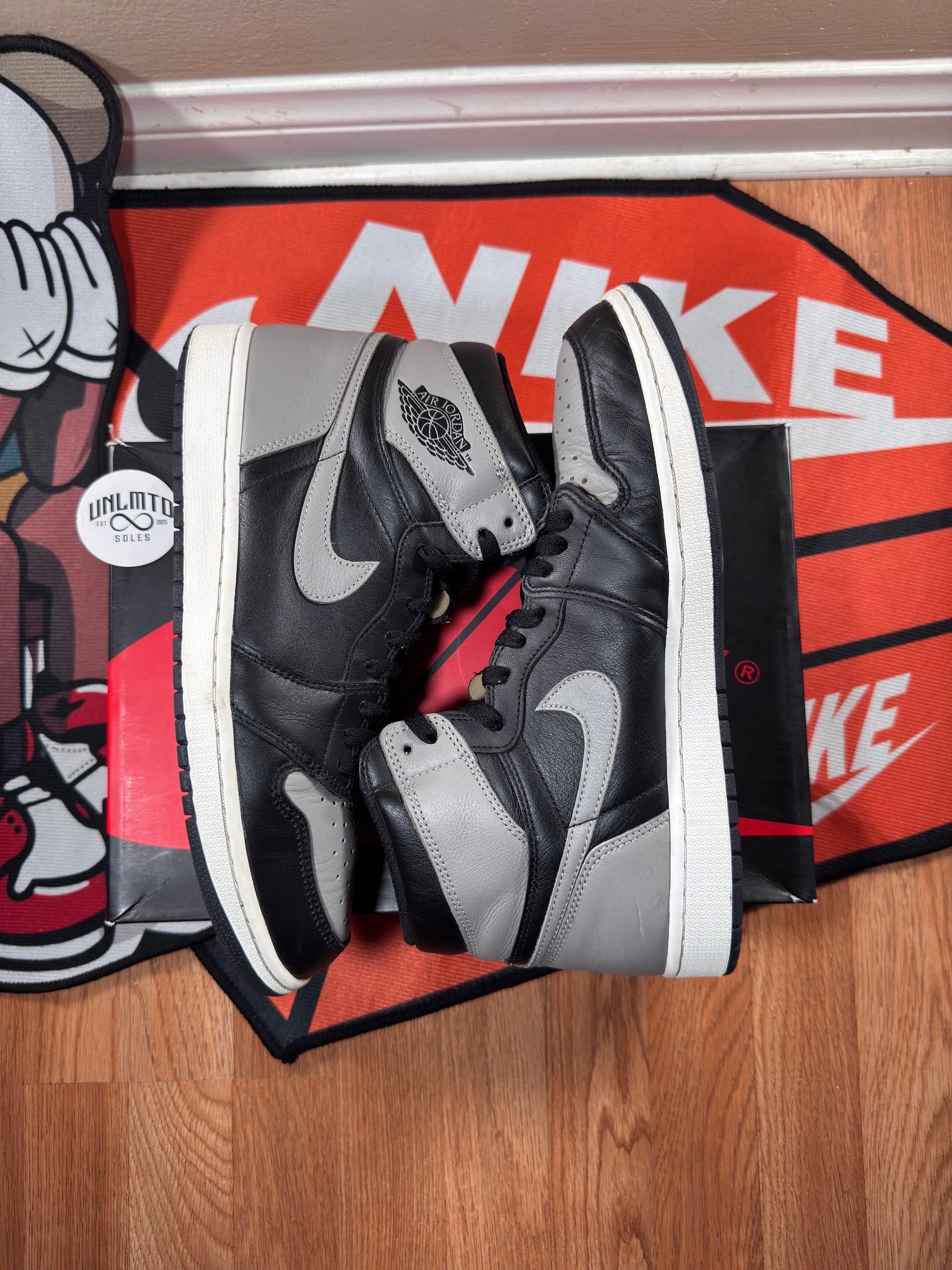 Another angle of the shoe 