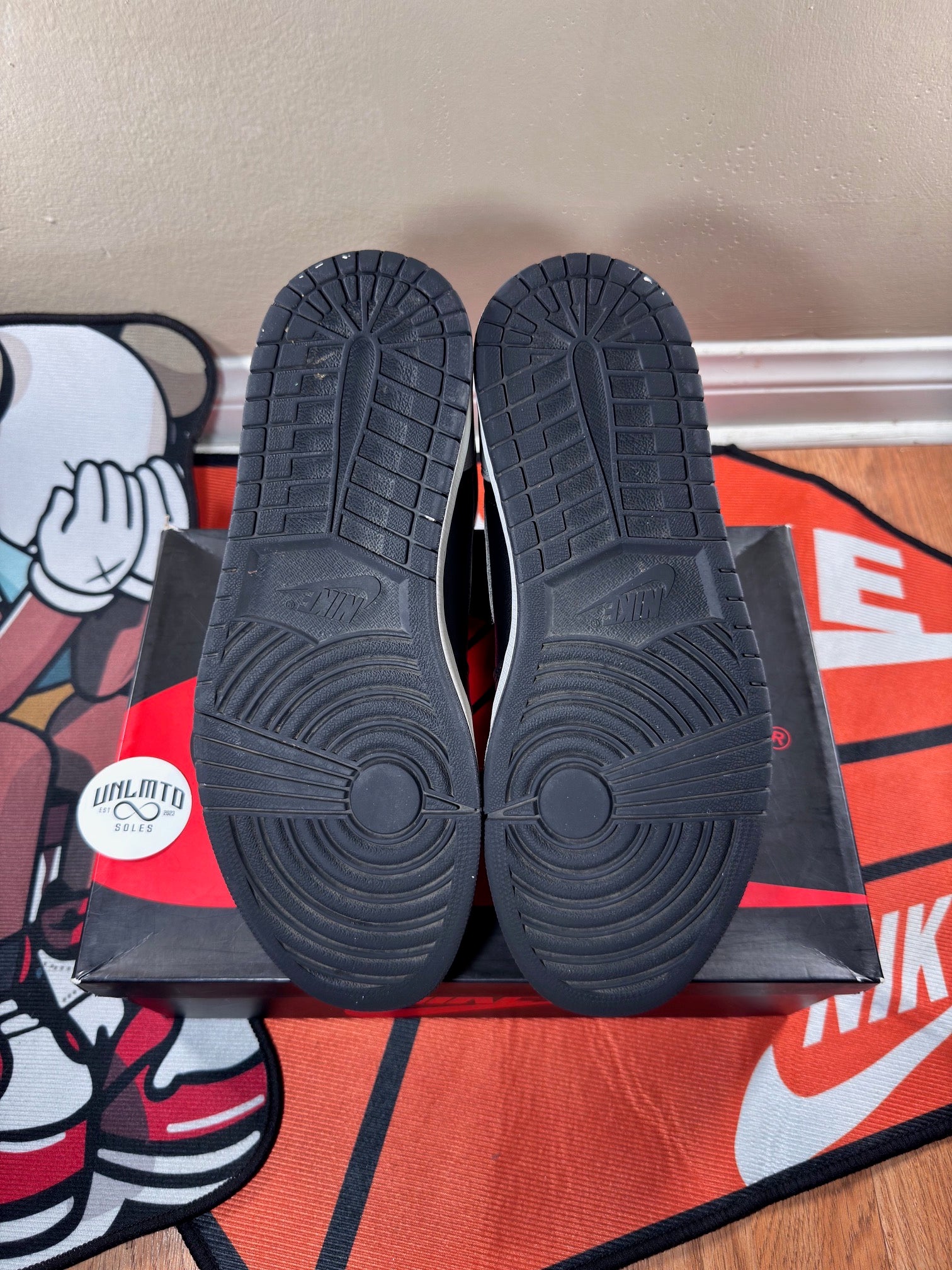 Black shoe soles 