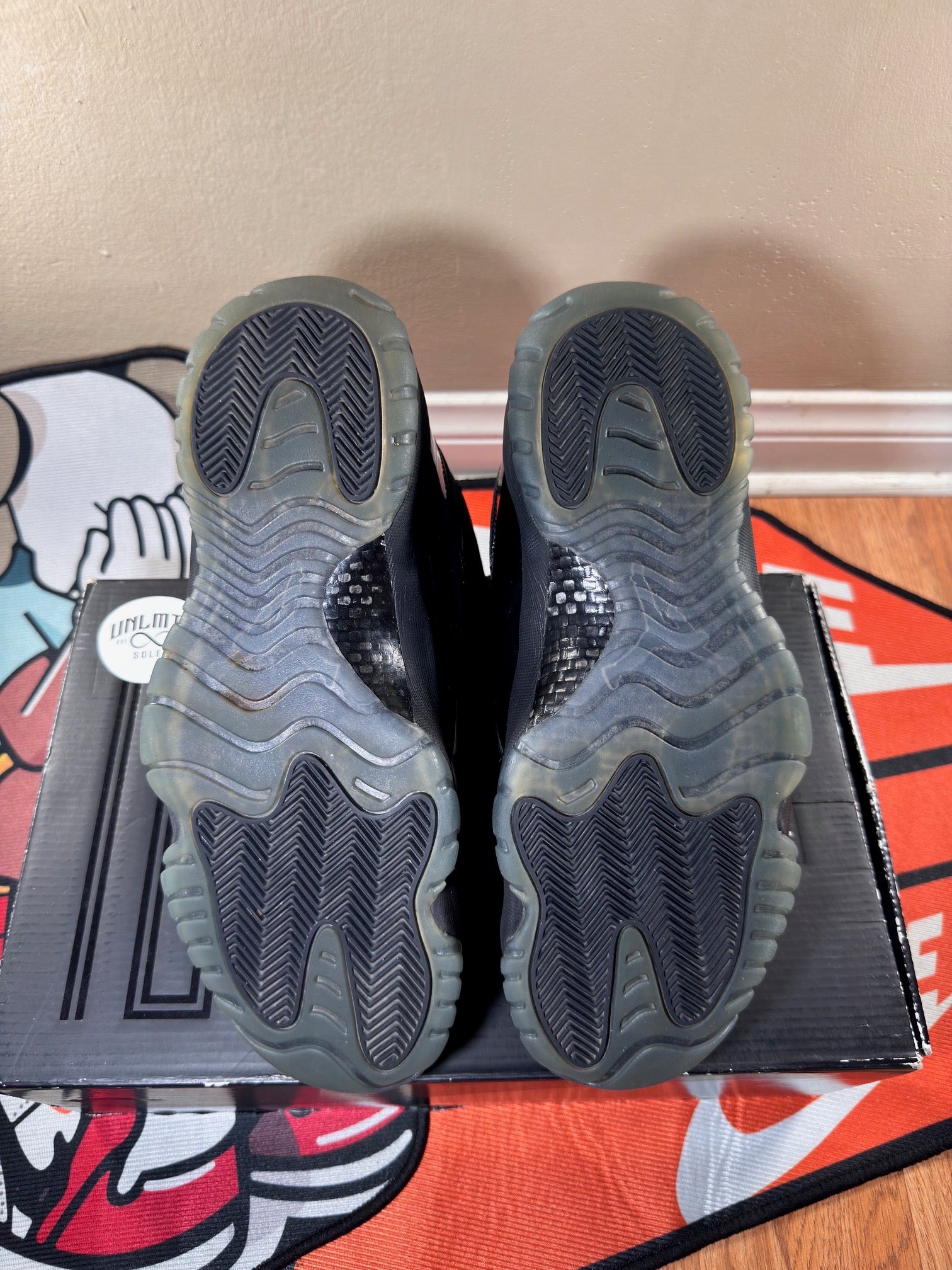 Jordan 11 Retro Cap and Gown